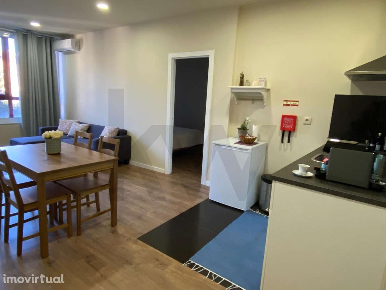 Apartamento T1 novo mobilado e equipado ao lível do terceiro andar com - Grande imagem: 3/9