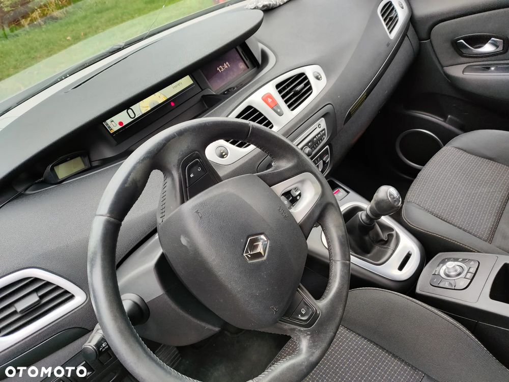 Renault Scenic 1.4 16V TCE Privilege - 1