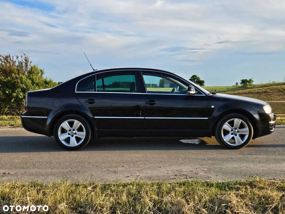 Skoda Superb 2.0 TDI DPF Elegance - 3