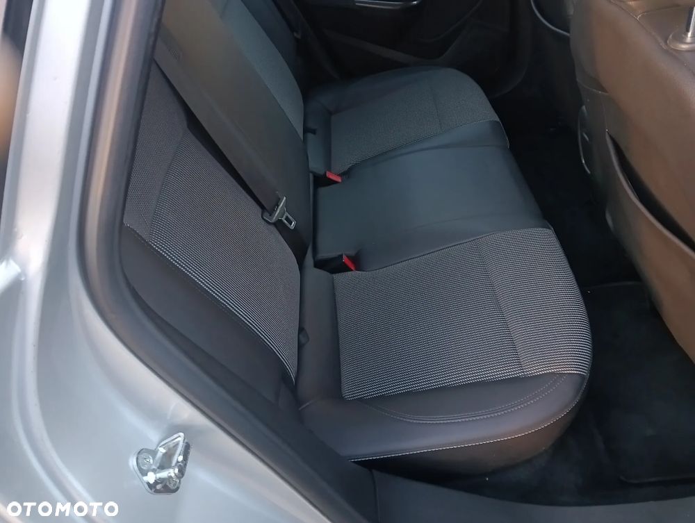 Opel Astra 1.4 EcoFLEX Cosmo - 8