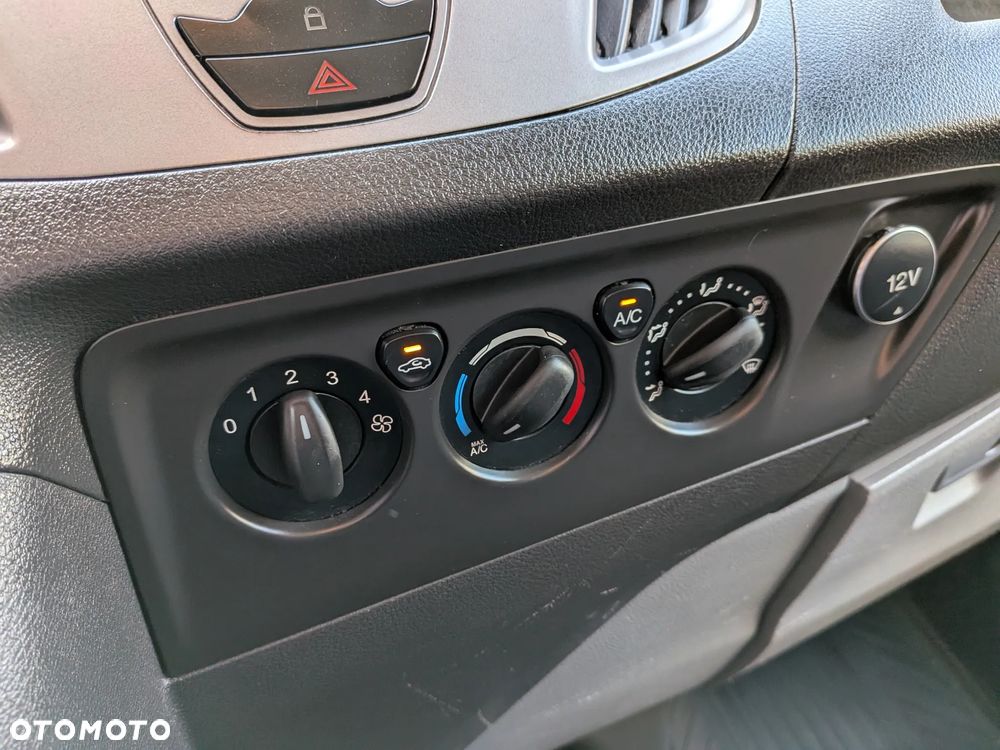 Ford Transit Custom - 21
