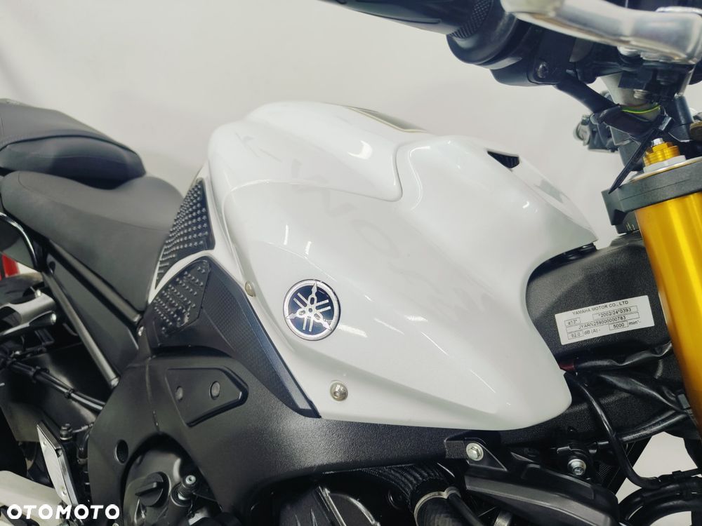 Yamaha FZ8 - 6