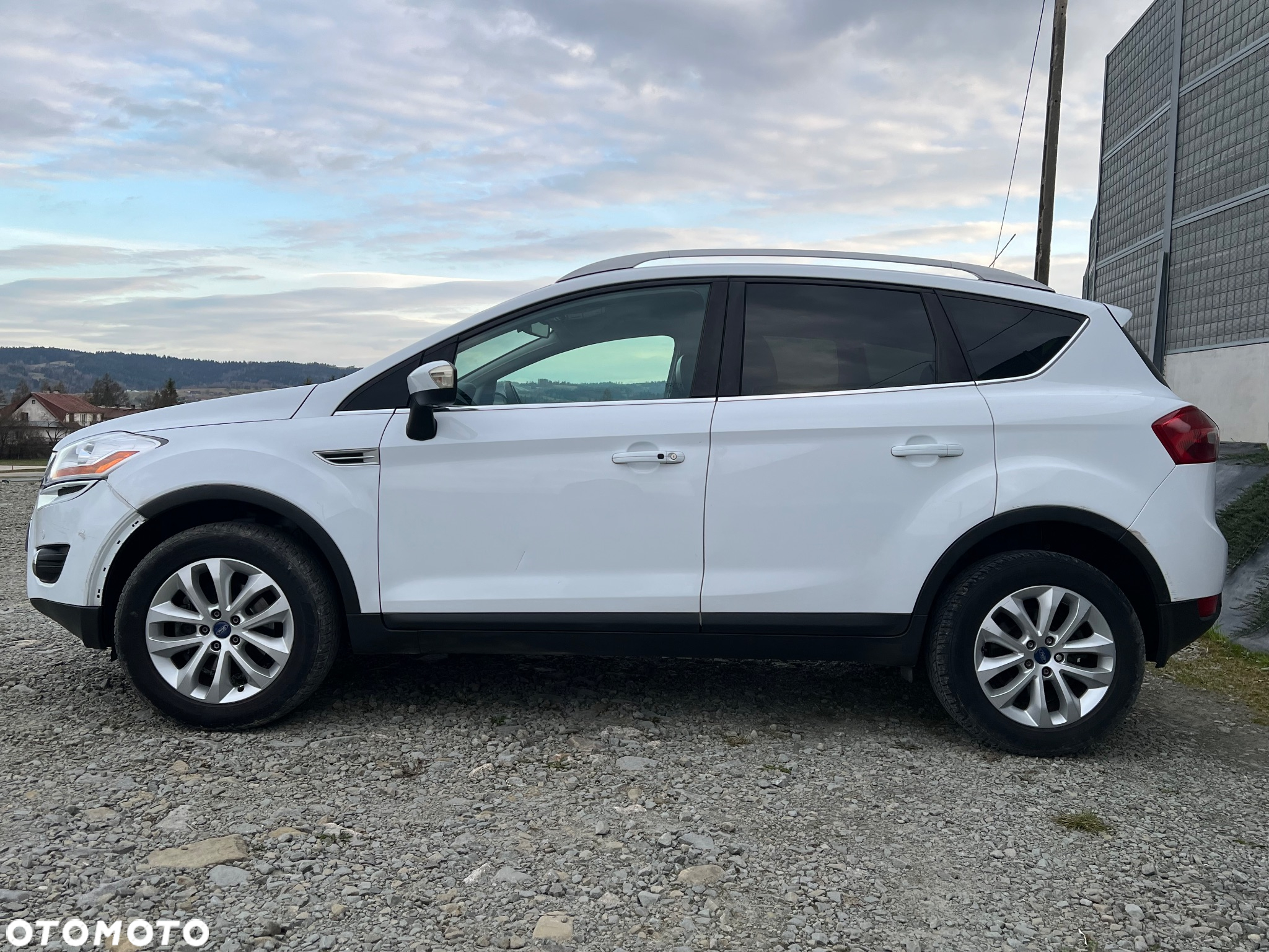 Ford Kuga 2.0 TDCi 4x4 Titanium - 11
