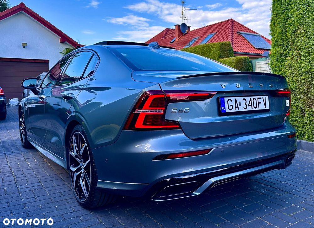 Volvo S60 T8 AWD Plug-In Hybrid Polestar Engineered R-Design - 10
