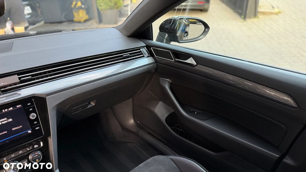 Volkswagen Arteon 2.0 TSI R-Line DSG - 25