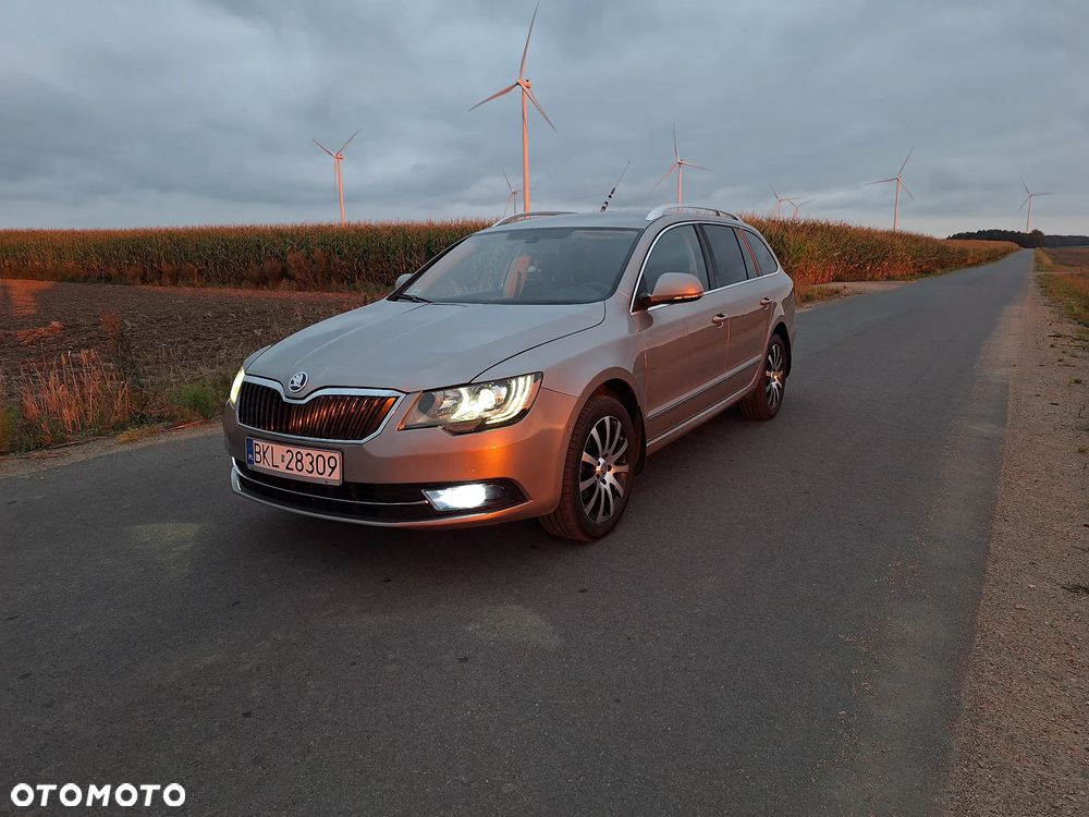 Skoda Superb 2.0 TDI 4x4 Platinum DSG - 12