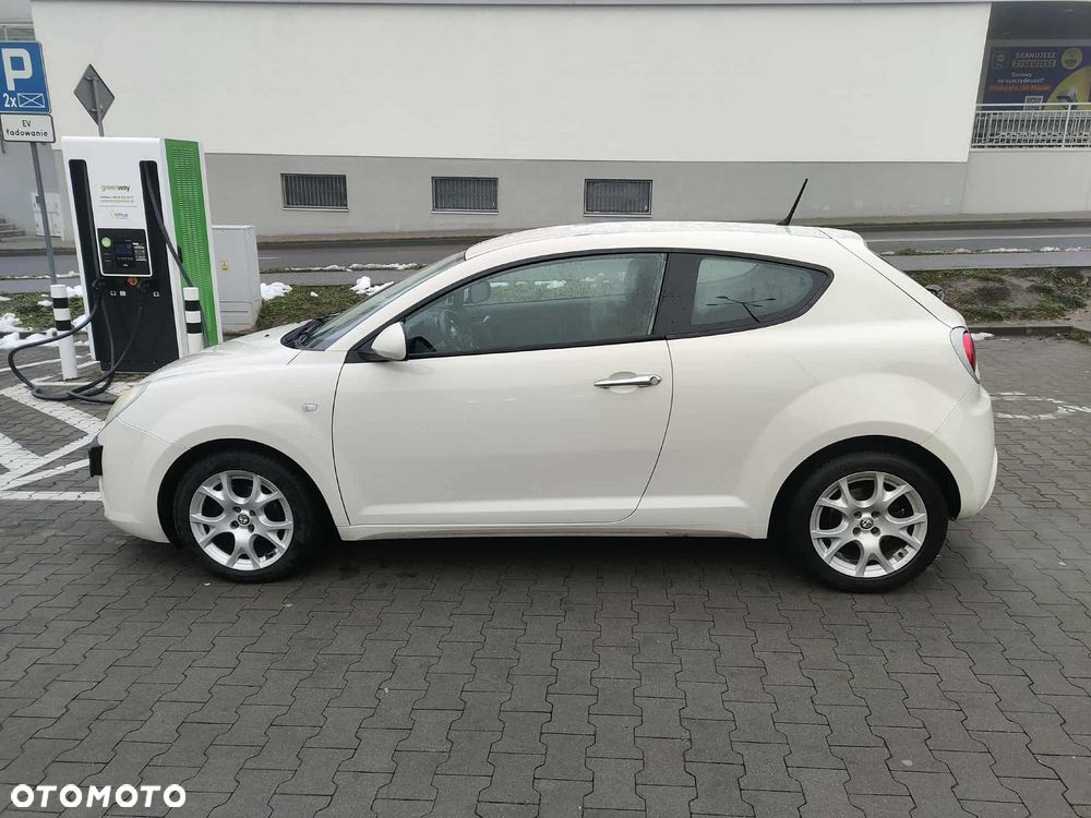 Alfa Romeo Mito 1.4 16V - 10
