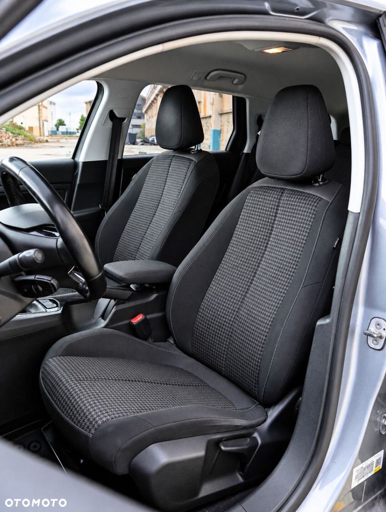 Peugeot 308 - 17