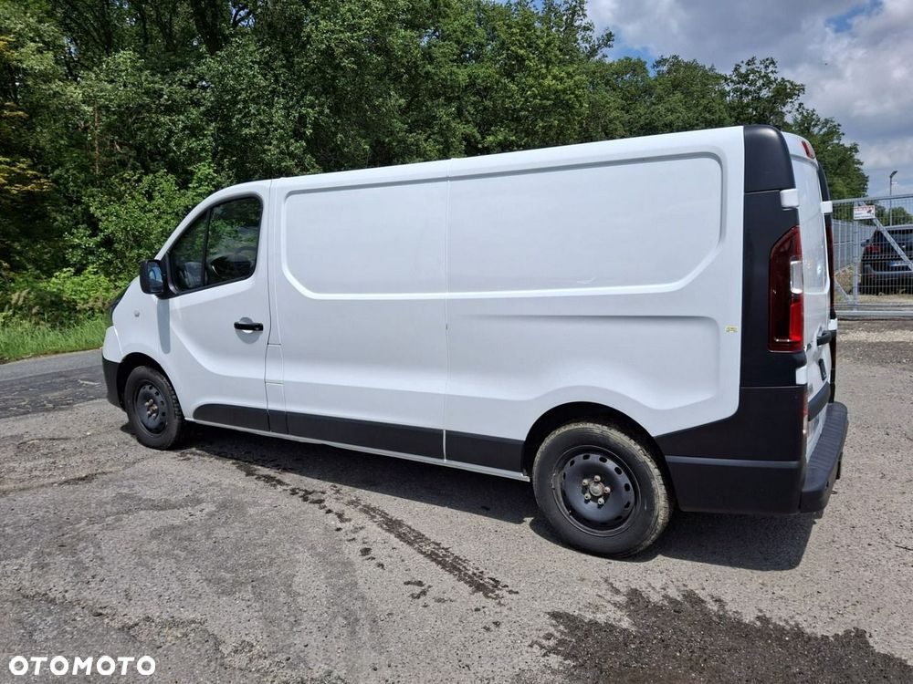 Renault Trafic - 16
