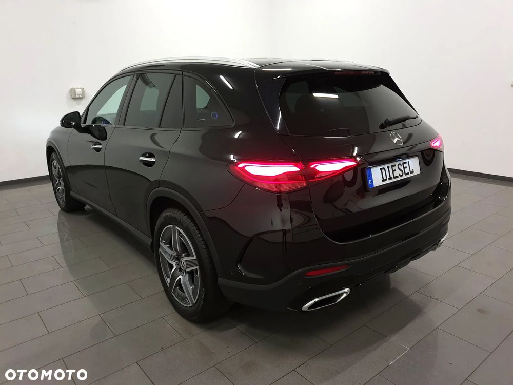 Mercedes-Benz GLC 300 d 4Matic 9G-TRONIC Edition AMG Line - 4