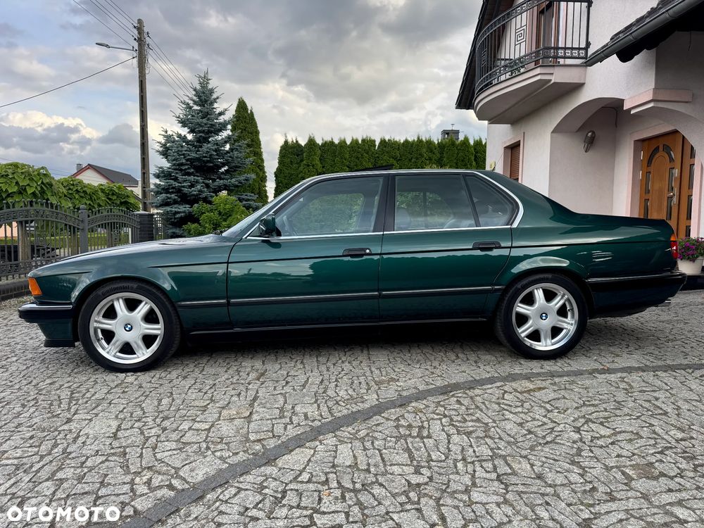 BMW Seria 7 - 8