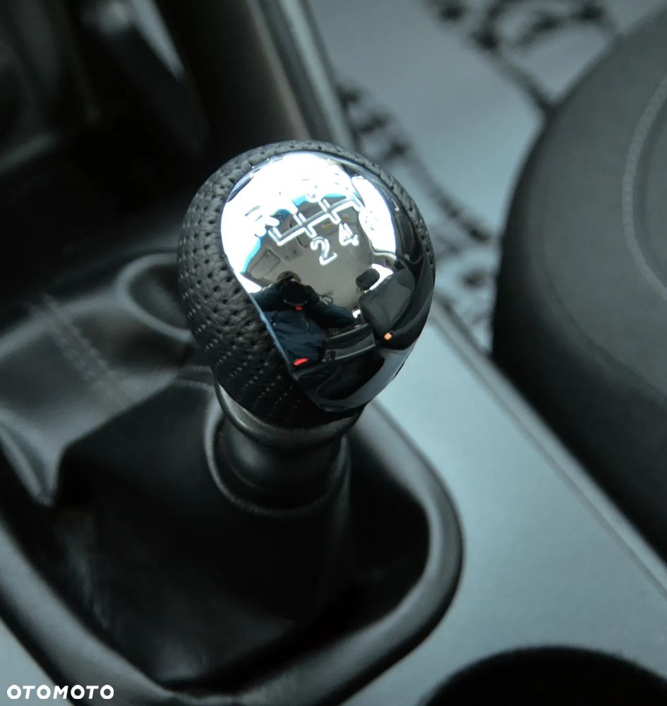 Hyundai ix35 1.7 CRDi 2WD Comfort - 22