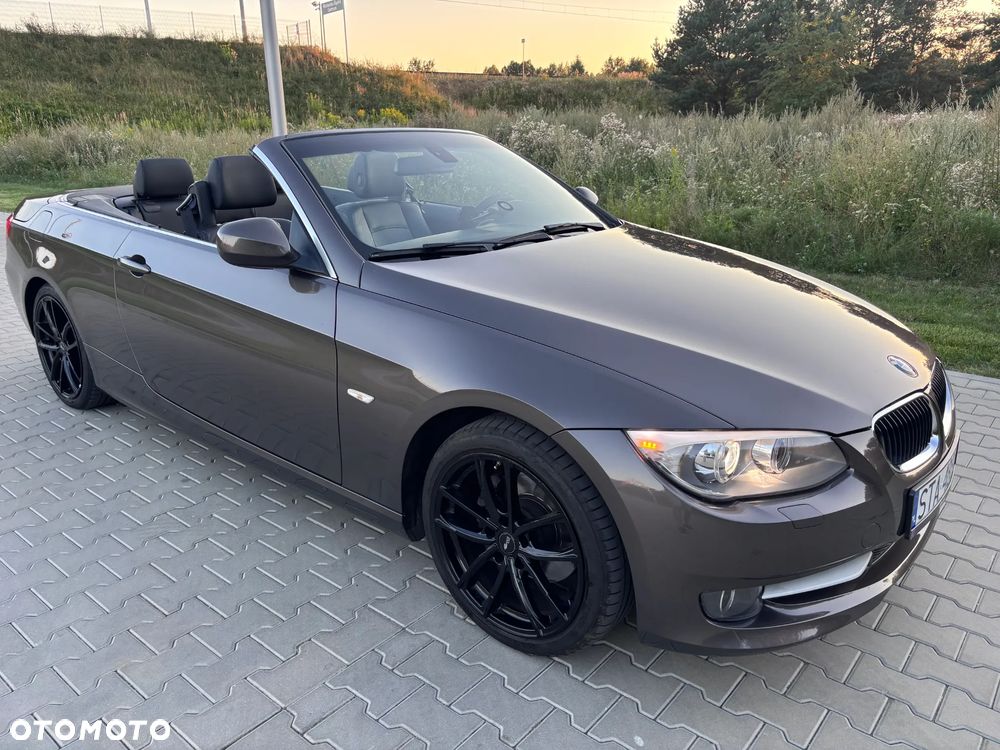 BMW Seria 3 320d - 8