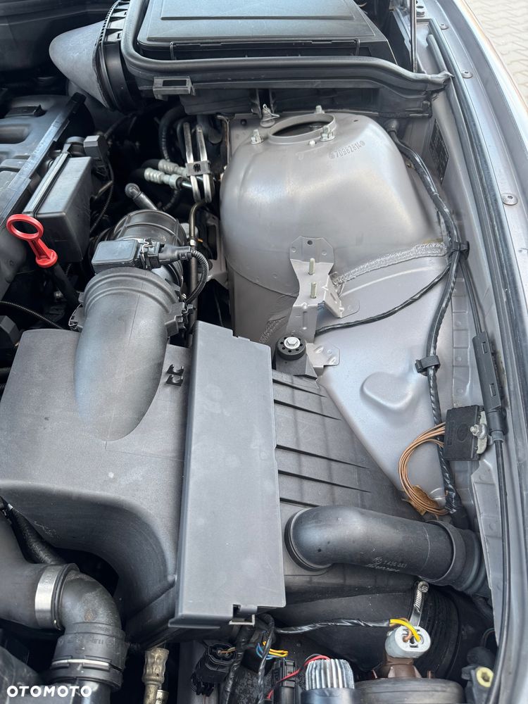 BMW Seria 5 520i - 12