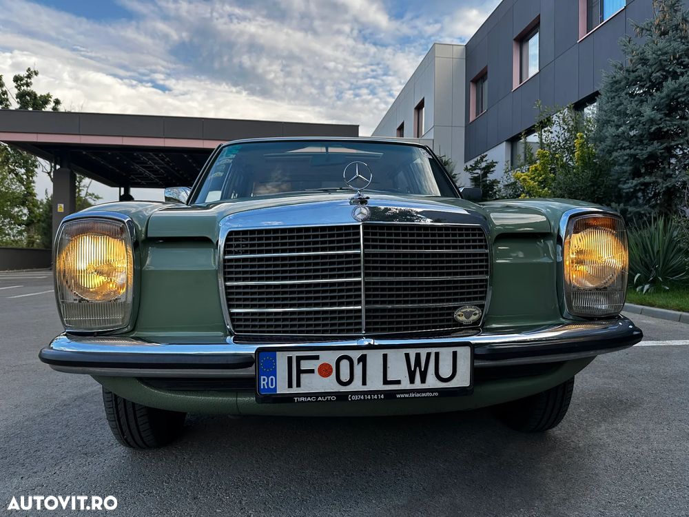 Mercedes-Benz W115 - 11
