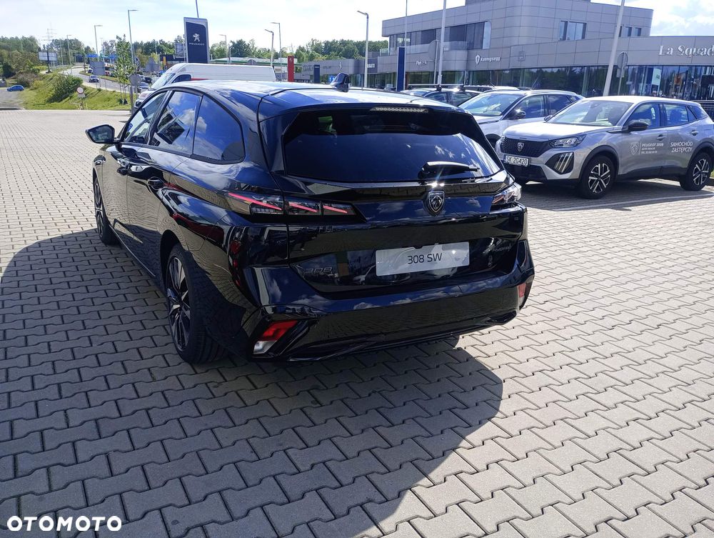 Peugeot 308 1.2 mHEV Allure S&S e-DCS6 - 8