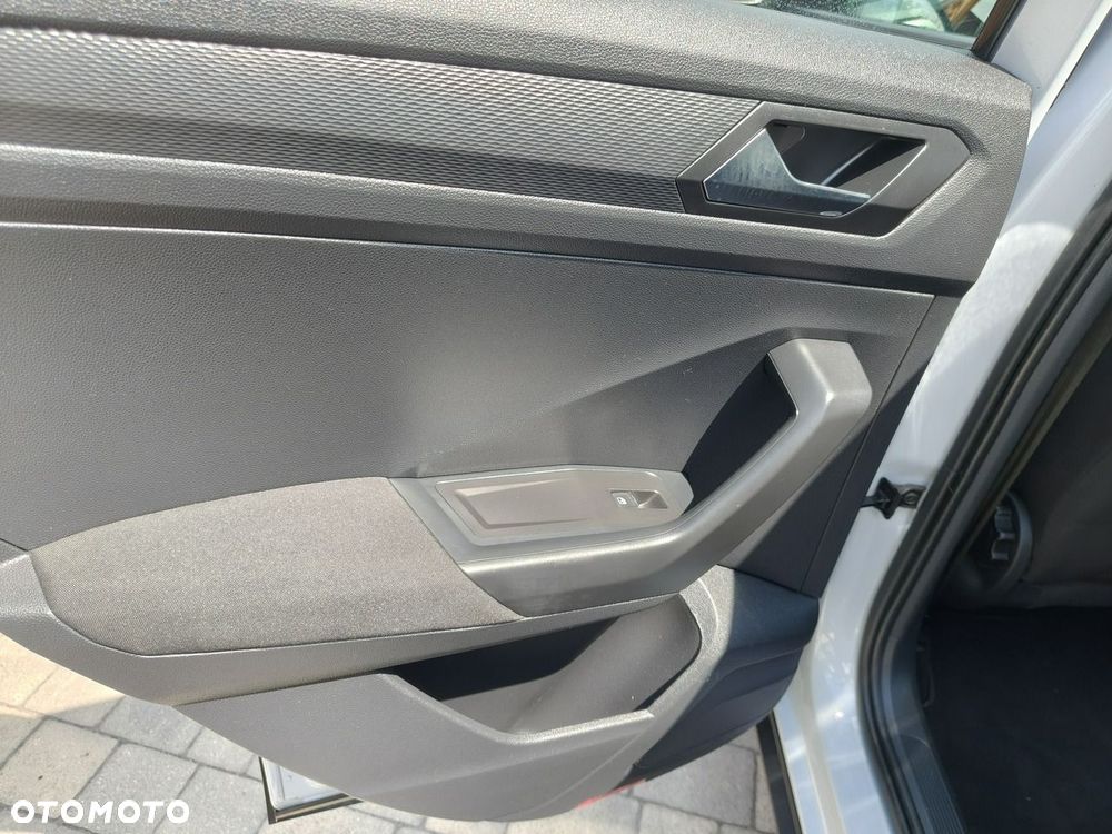 Volkswagen T-Roc 1.5 TSI GPF ACT Active - 29