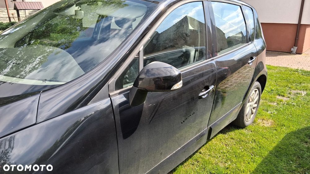 Renault Scenic - 2