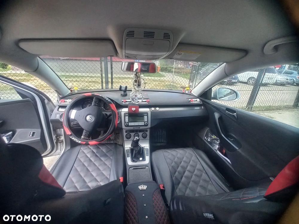Volkswagen Passat 2.0 TDI Comfortline - 6