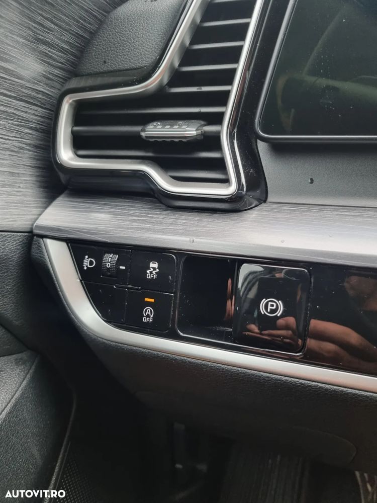 Kia Sportage 1.6 CRDI 2WD Eco-Dynamics+ (48V M-H) VISION - 16