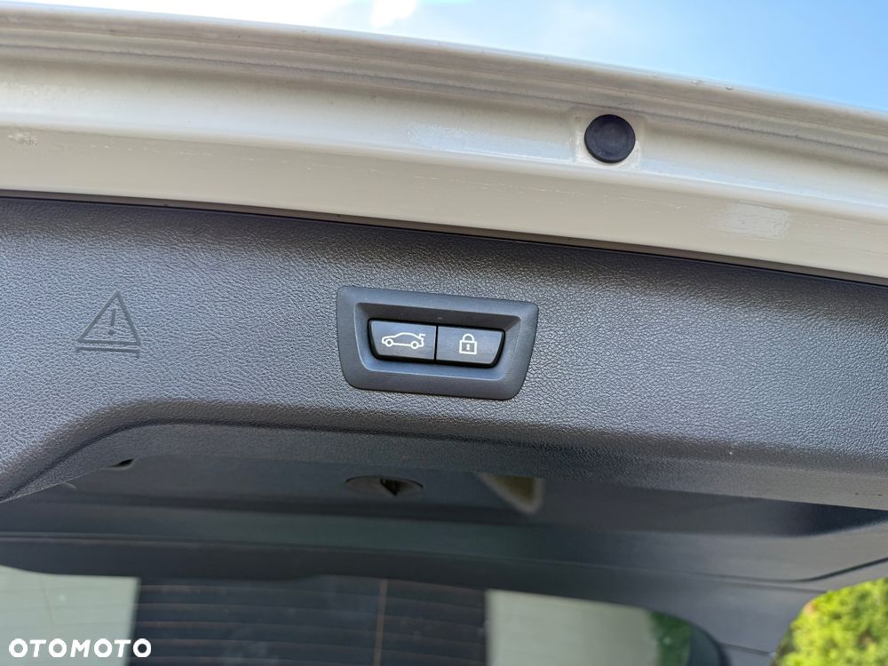 BMW Seria 5 530i GPF M Sport sport - 34