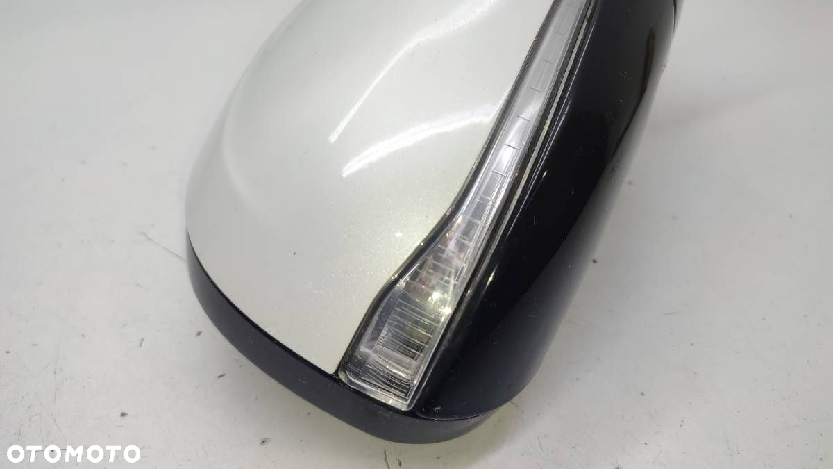 LUSTERKO PRAWE ELEKTRYCZNE KIERUNKOWSKAZ VOLVO V40 II 707 EUROPA 8PIN - 9
