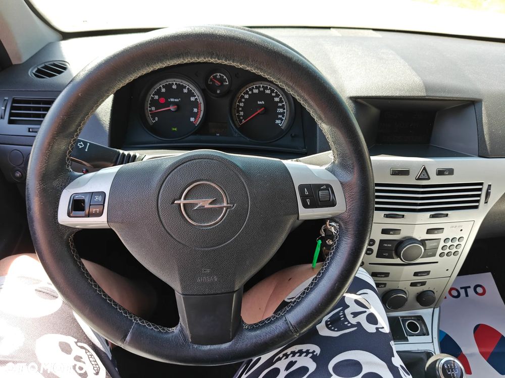 Opel Astra 1.4 Sport - 19