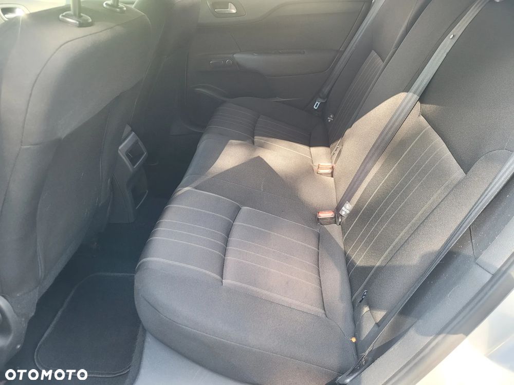 Citroën C4 HDi 90 Tendance - 7