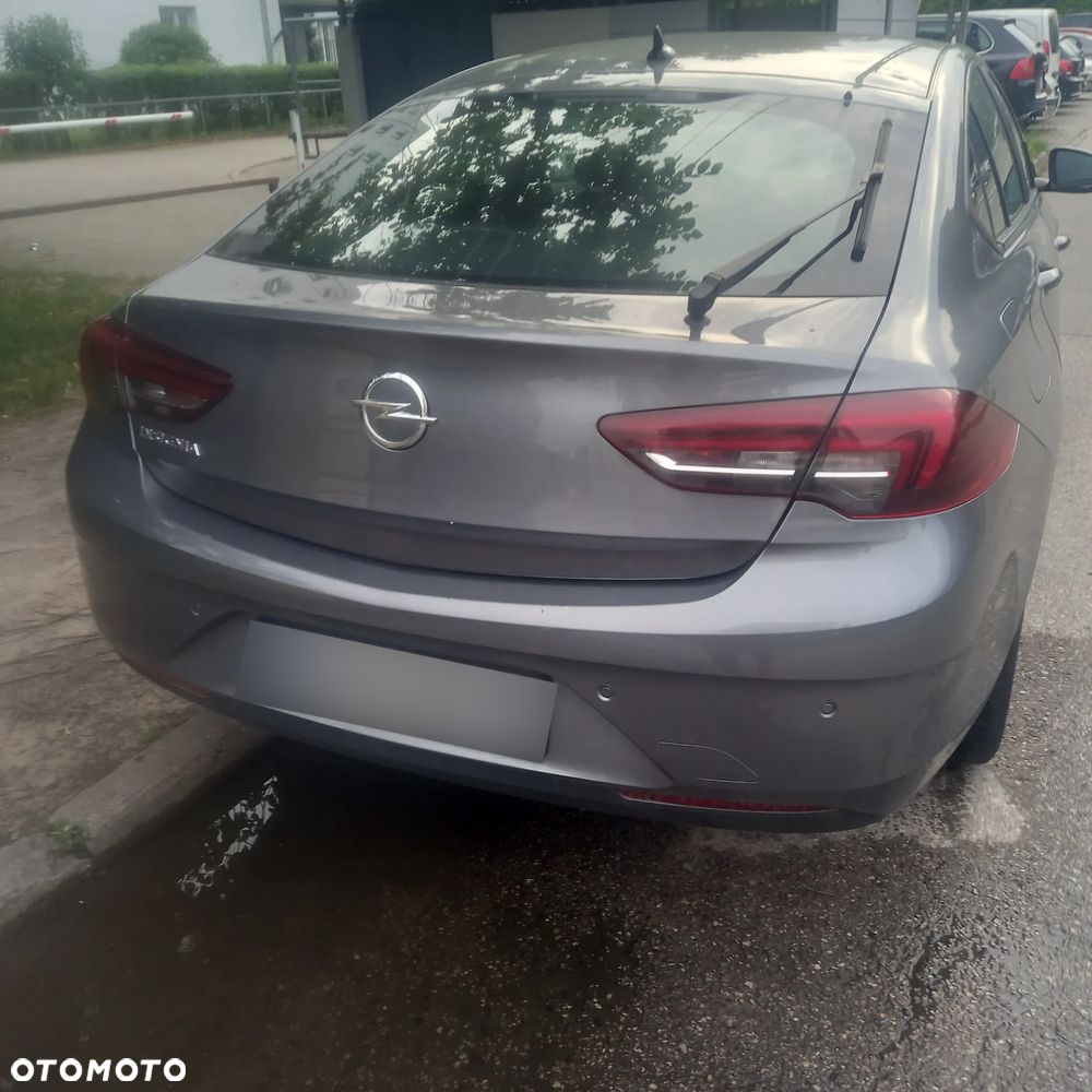 Opel Insignia - 11