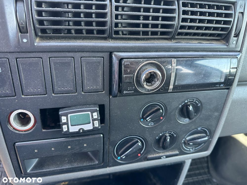 Volkswagen Transporter - 15