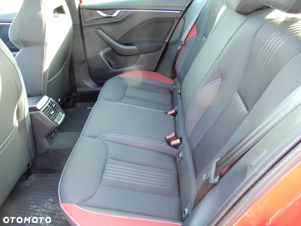 Skoda Kamiq 1.5 TSI Monte Carlo DSG - 15