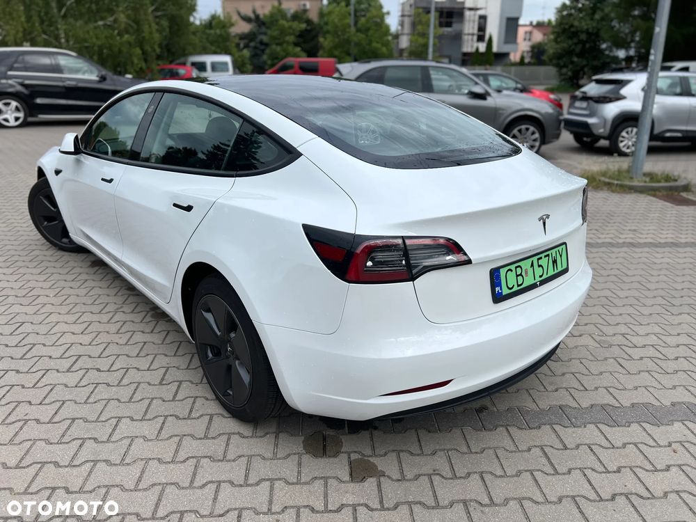 Tesla Model 3 Standard Reichweite Plus Hinterradantrieb - 5