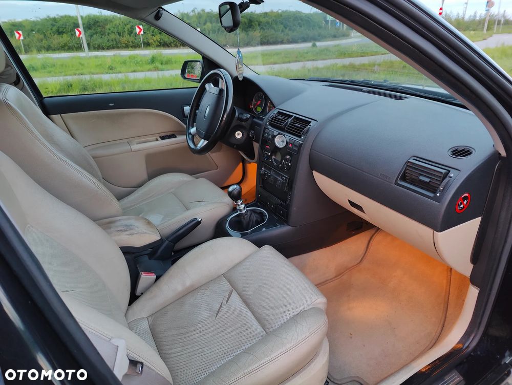 Ford Mondeo 2.0 Titanium - 16