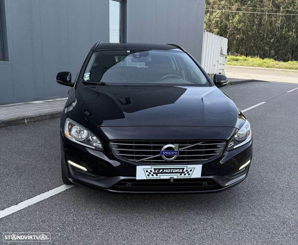 Volvo V60 1.6 D2 Drive Momentum Start/Stop - 2
