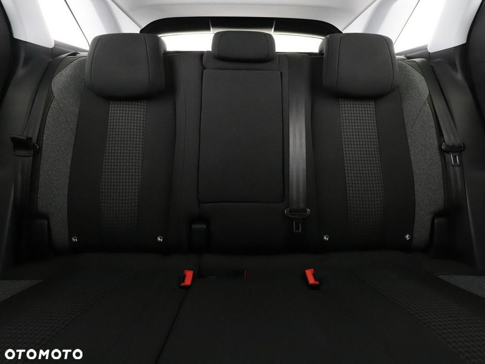 Peugeot 3008 1.5 BlueHDi Active S&S - 19