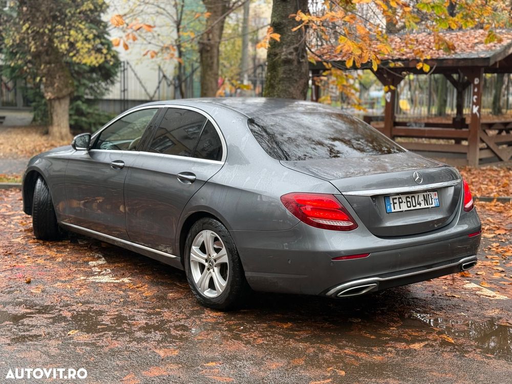 Mercedes-Benz E 220 d 4Matic T 9G-TRONIC - 6