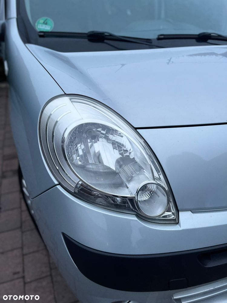 Renault Kangoo 1.6 8V Happy Family - 10