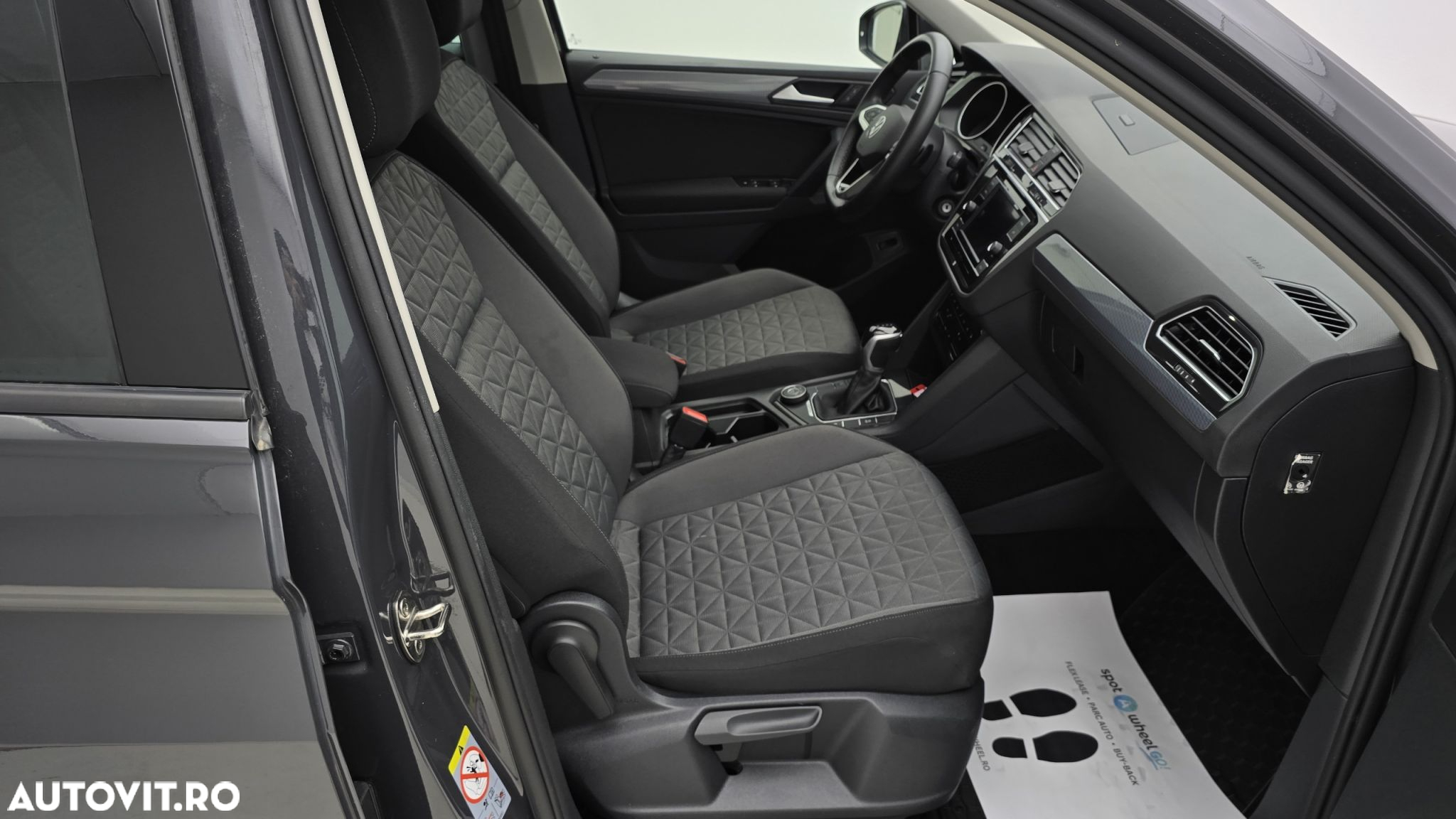 Volkswagen Tiguan 2.0 TDI SCR DSG 4Motion Life - 19