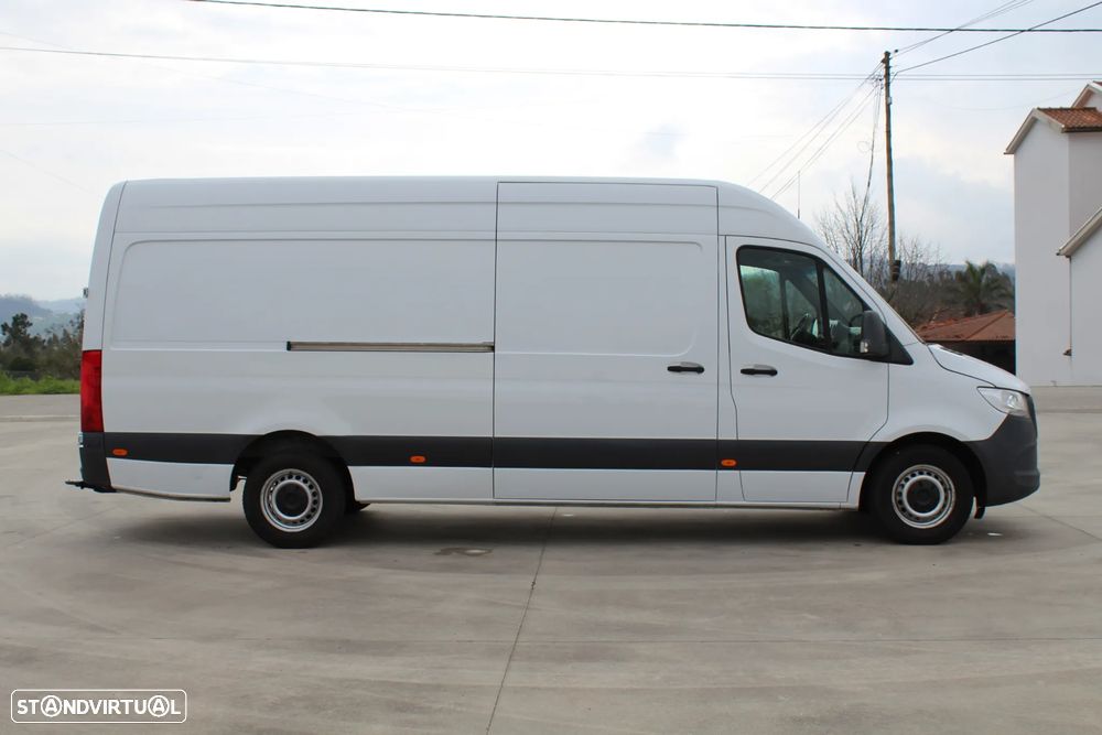 Mercedes-Benz SPRINTER 319 CDI V6 L3H2 - 4