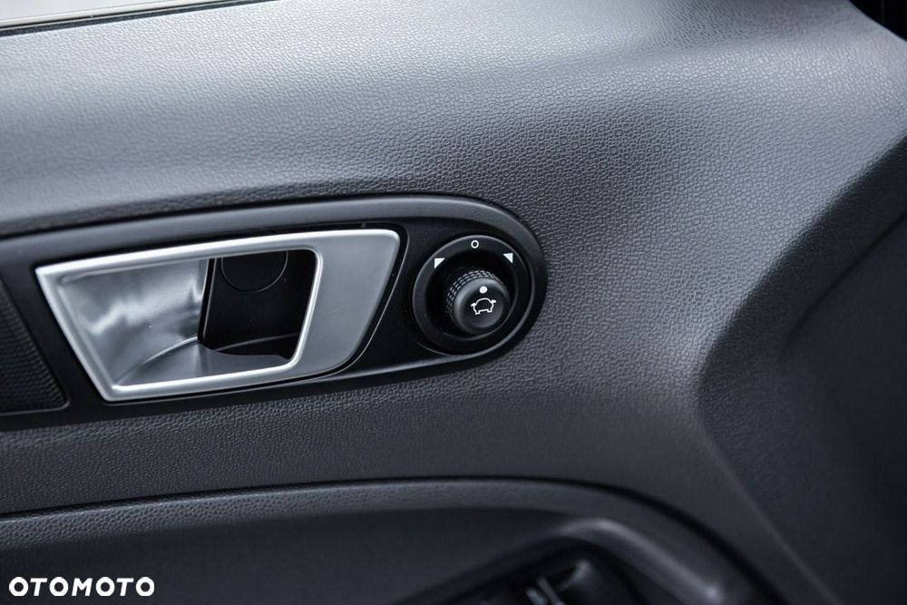 Ford EcoSport 1.0 EcoBoost TITANIUM - 27