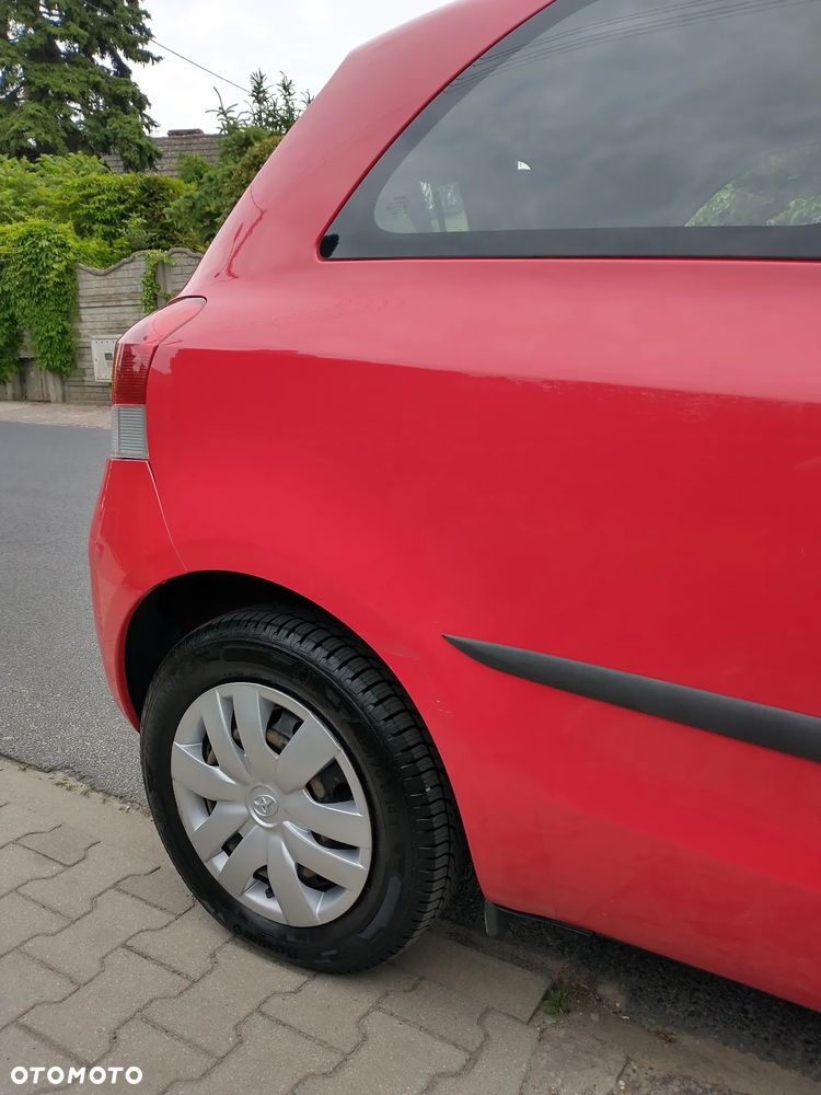 Toyota Yaris 1.0 Terra - 3