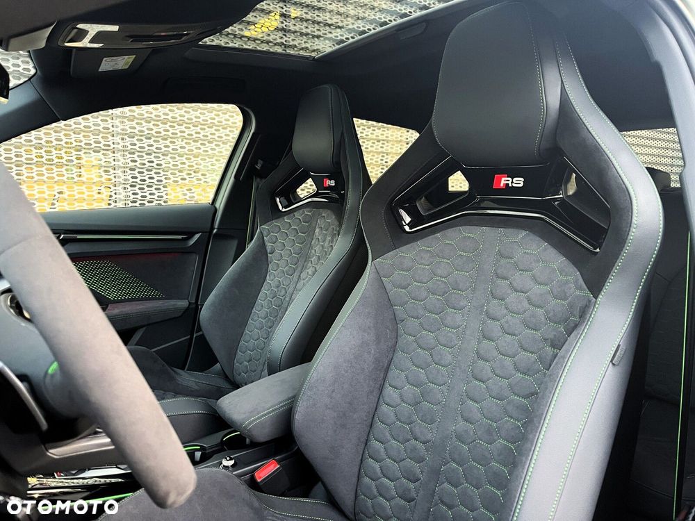 Audi RS3 Sportback - 14
