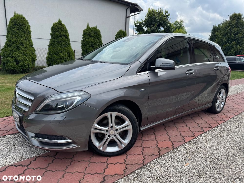 Mercedes-Benz Klasa B 180 CDI (BlueEFFICIENCY) - 2