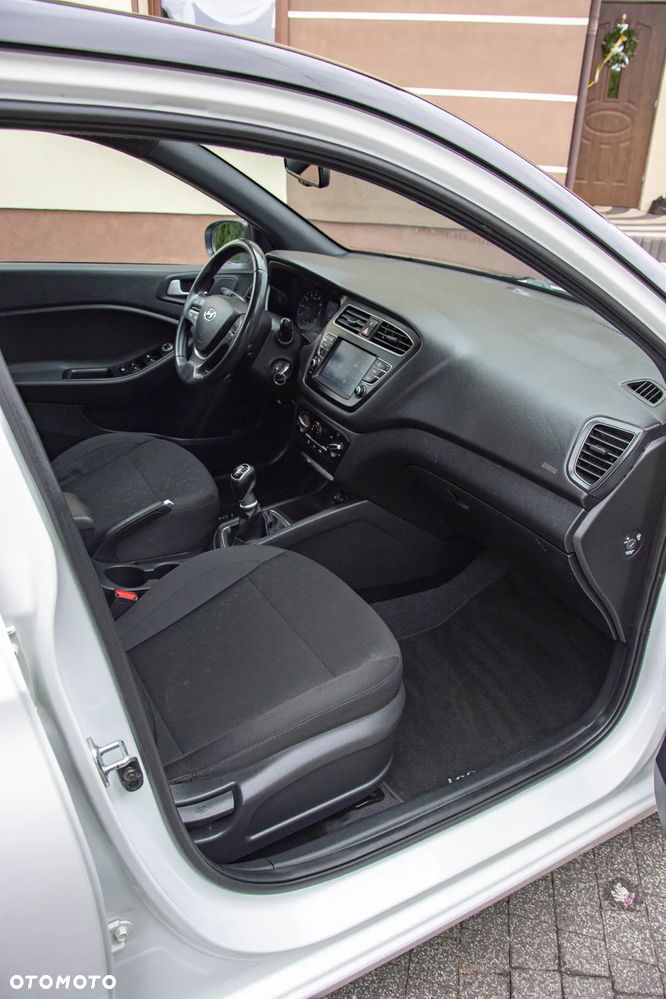 Hyundai i20 blue 1.0 T-GDI Passion - 14