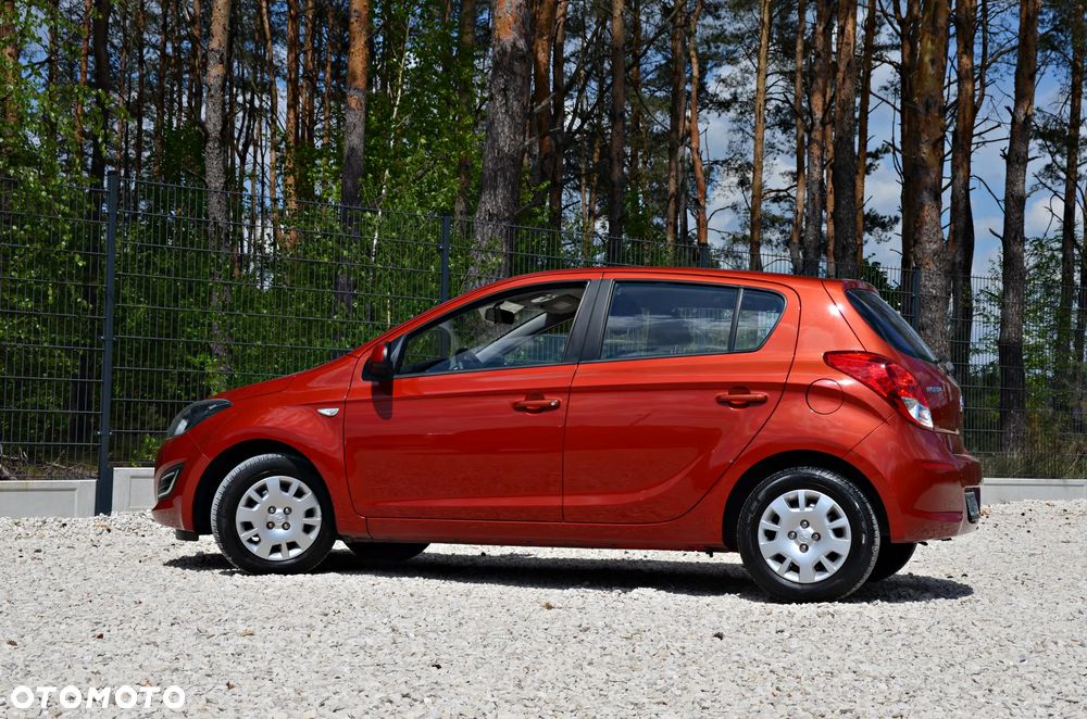 Hyundai i20 1.2 Trend - 21