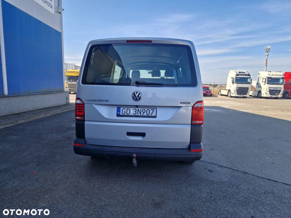 Volkswagen Transporter L2H1 4Motion DSG - 8