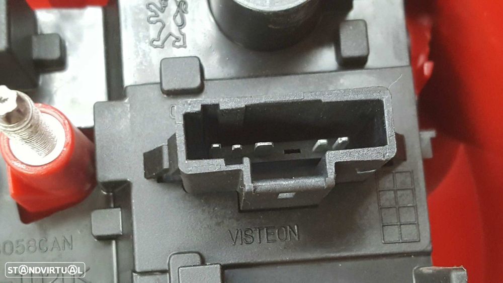 FAROLIM TRASEIRO ESQUERDO PEUGEOT 206+ BáSICO - 3