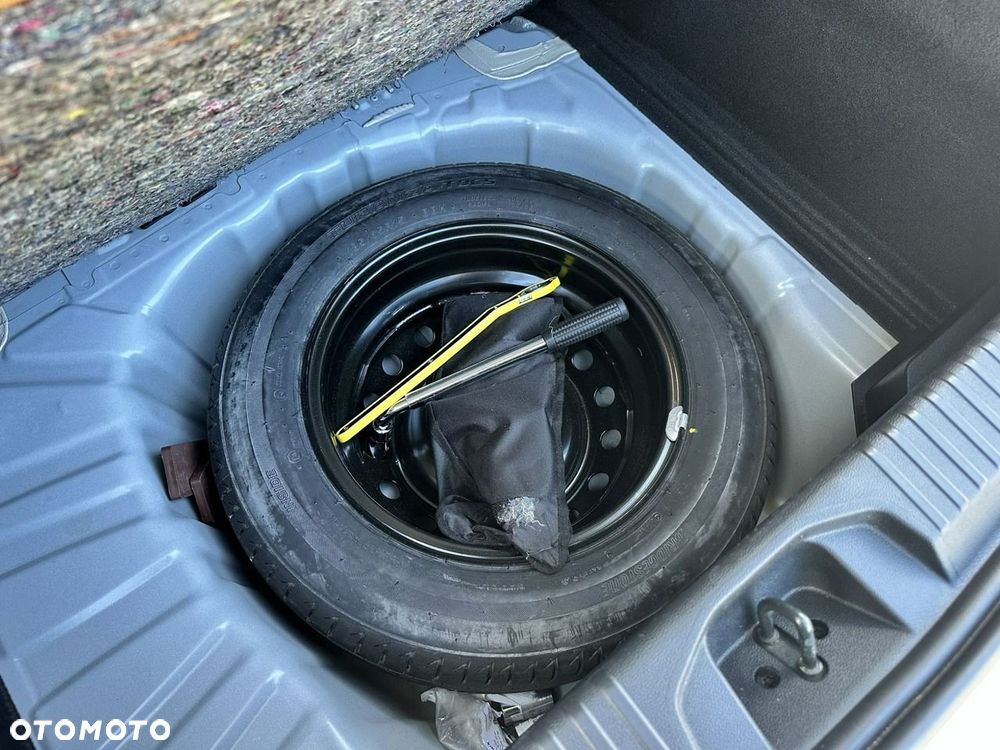 Renault Clio - 12
