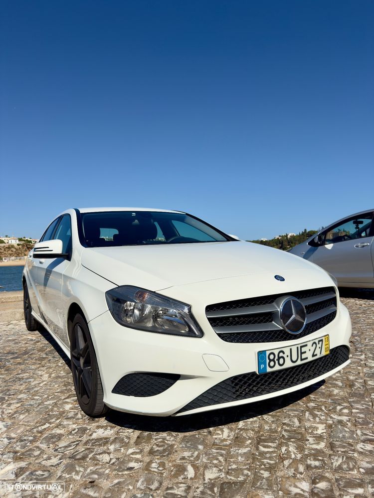 Mercedes-Benz A 180 CDI (BlueEFFICIENCY) - 2