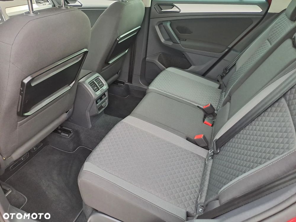 Volkswagen Tiguan - 20